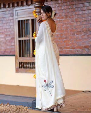 COTTON SAREE WITH DRAGONFLY PRINT