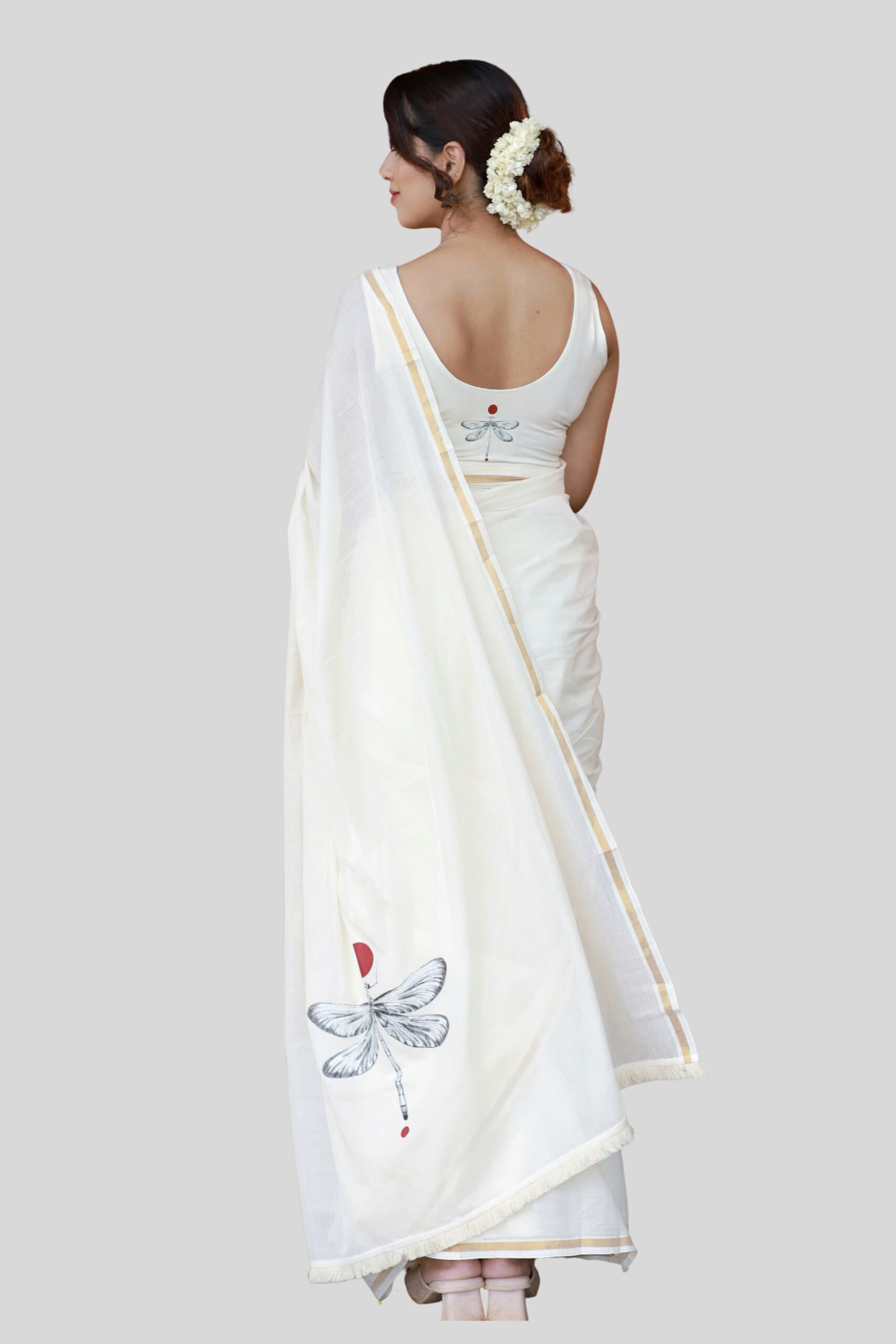 COTTON SAREE WITH DRAGONFLY MOTIF