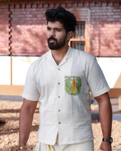 MENS HALF SLEEVE CHINESE COLLAR SHIRT WITH TIGER PRINT - Image 2