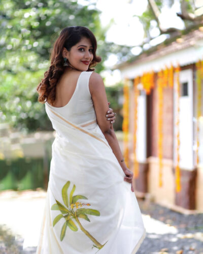 KNITTED BLOUSE AND SAREE