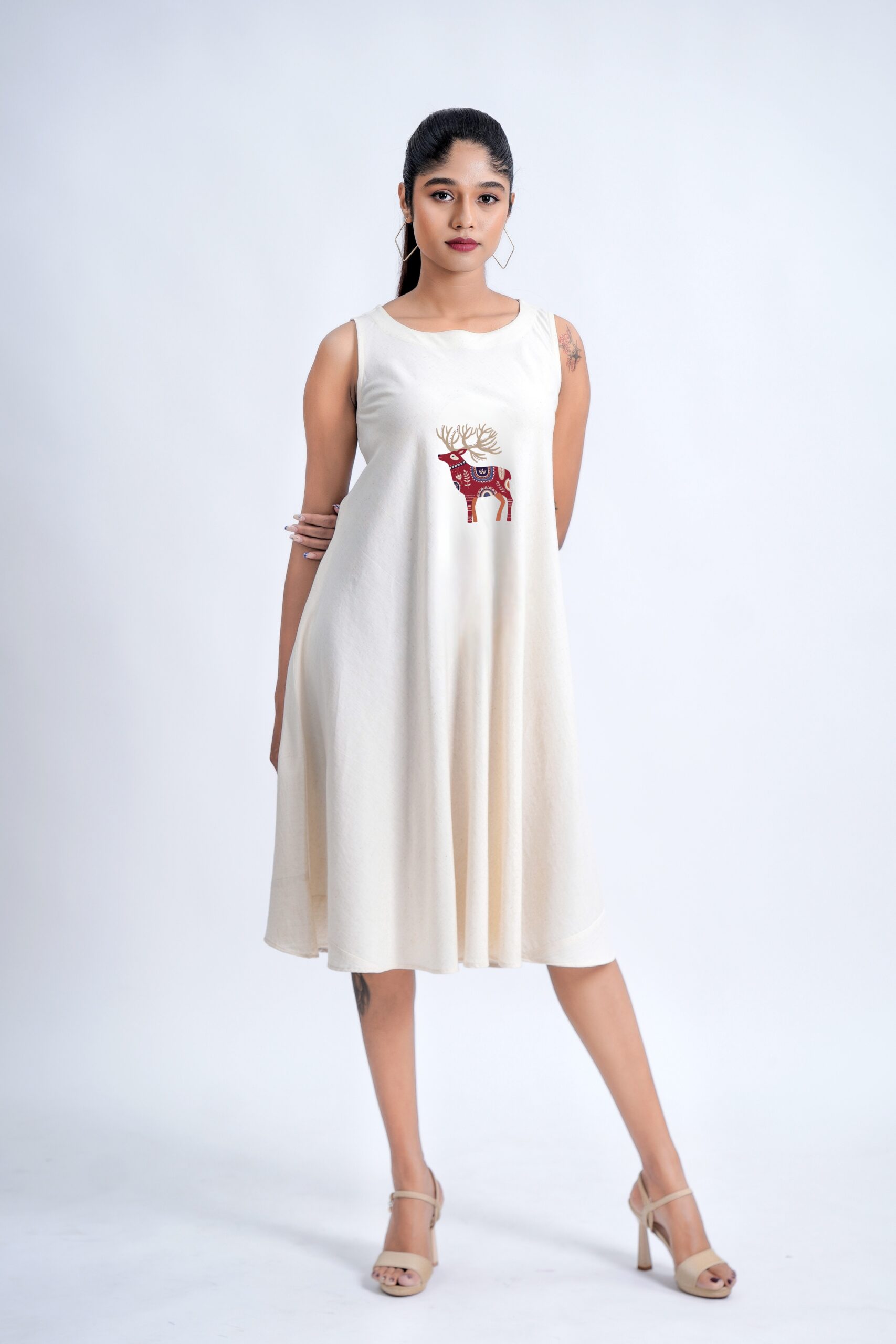 LINEN COTTON DRESS WITH RED DEER MOTIF