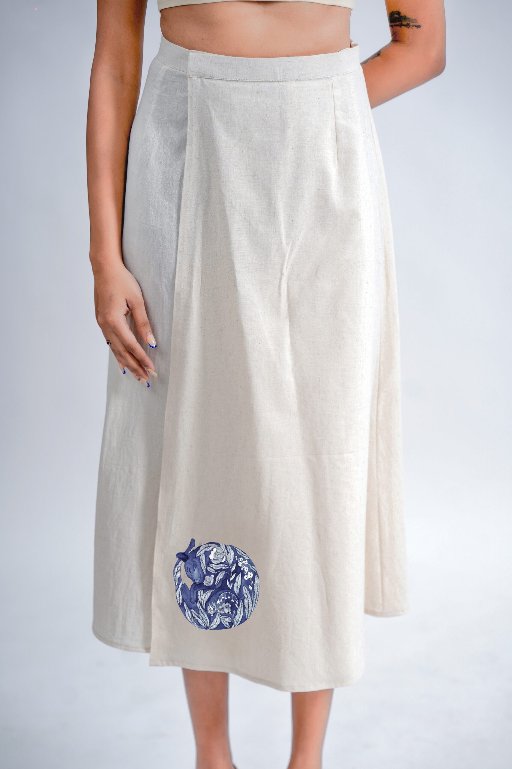 LINEN COTTON SKIRT WITH INDIGO CAT MOTIF