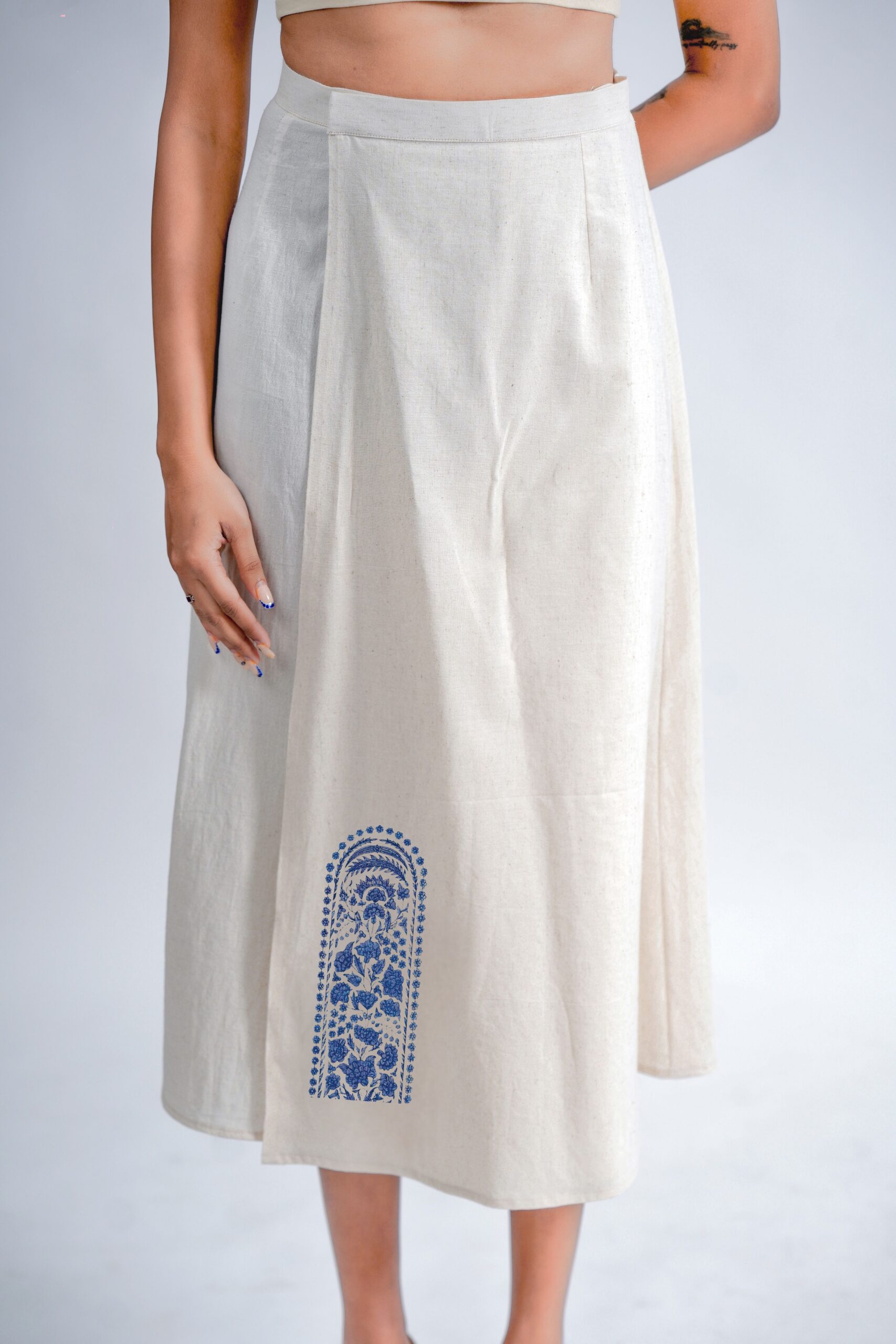 LINEN COTTON SKIRT WITH INDIGO ARK MOTIF
