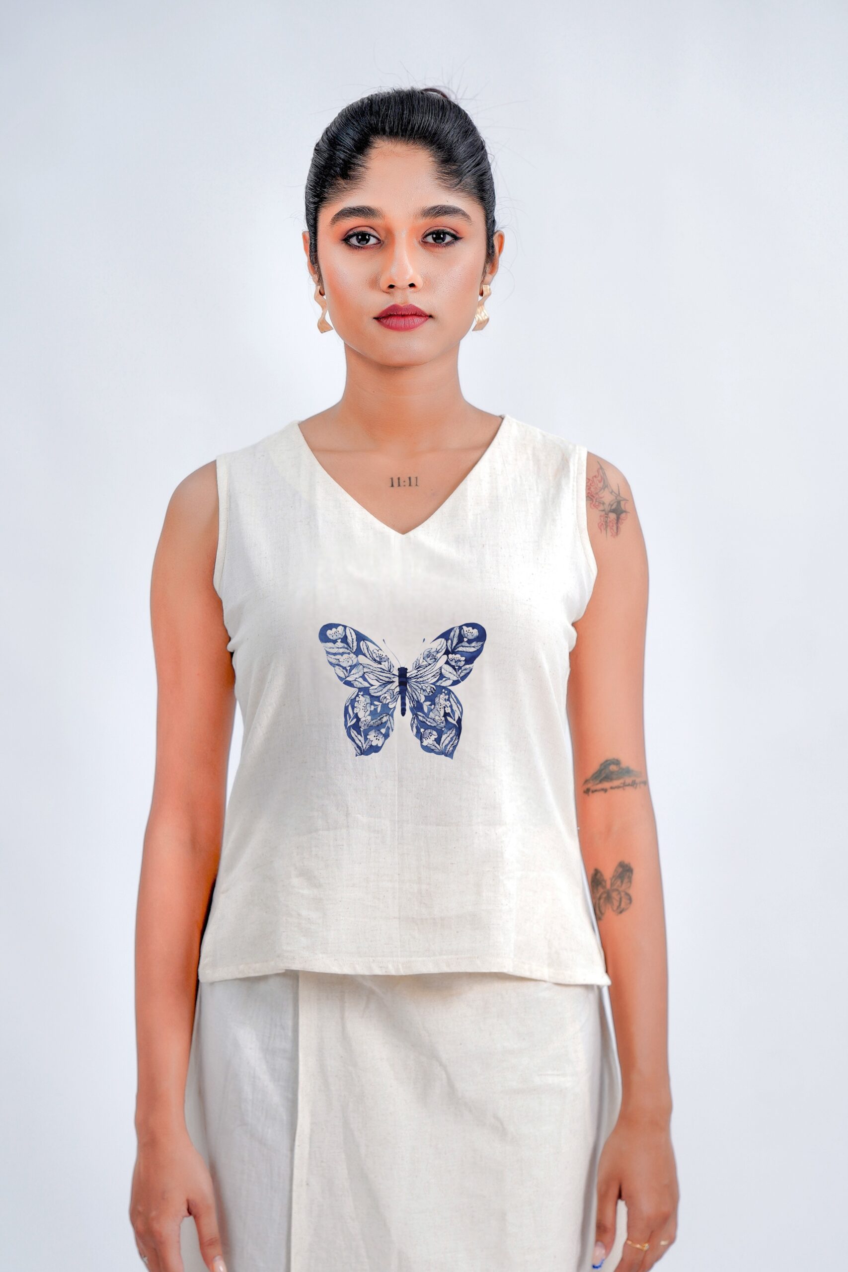 LINEN COTTON SHORT TOP V NECK WITH INDIGO BUTTERFLY MOTIF