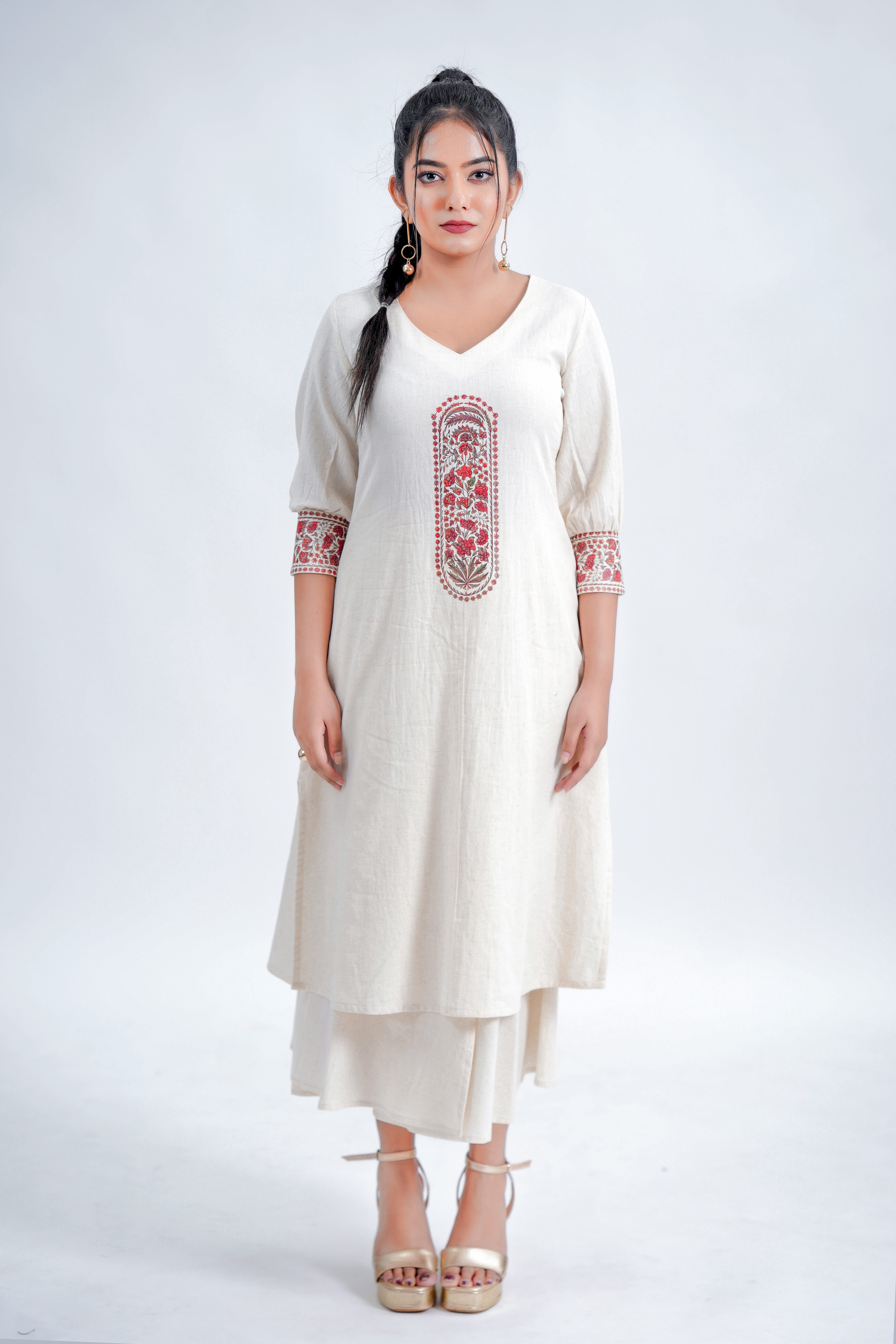 LINEN COTTON KURTA WITH RED ARK MOTIF